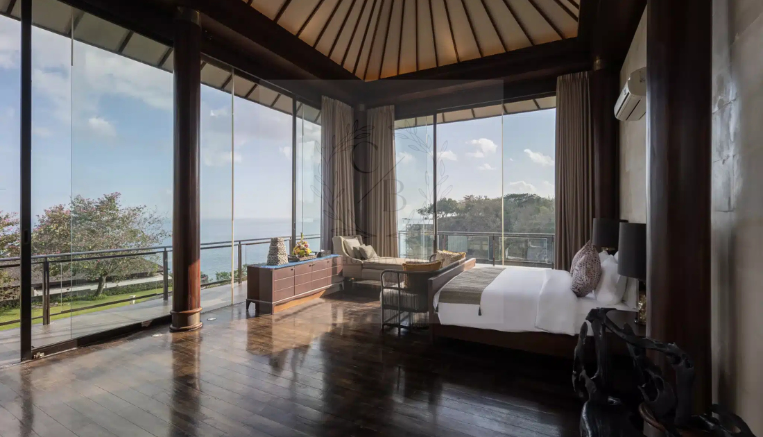 Bali Uluwatu Cliff Villa